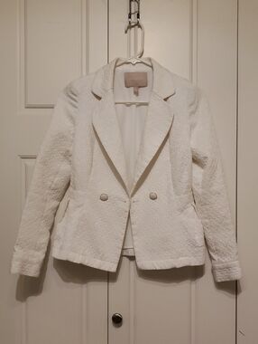 Banana Republic Women's White Blazer. Size 00
